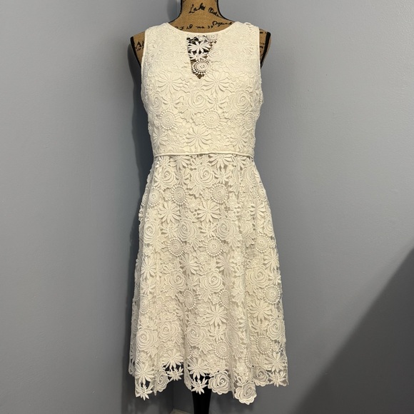 White House Black Market Dresses & Skirts - WHBM Floral Lace Dress